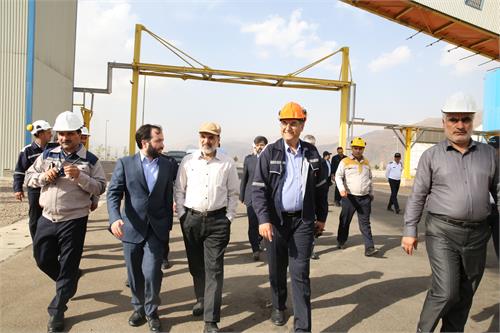 تقدیر علی عسگری از کار جهادی و تحرک بالا در پتروشیمی لردگان
