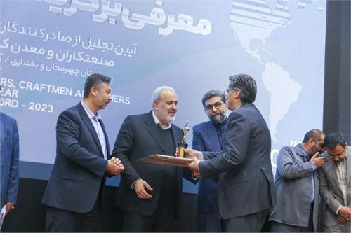 ​پتروشیمی لردگان صادرکننده نمونه استان چهارمحال و بختیاری شد